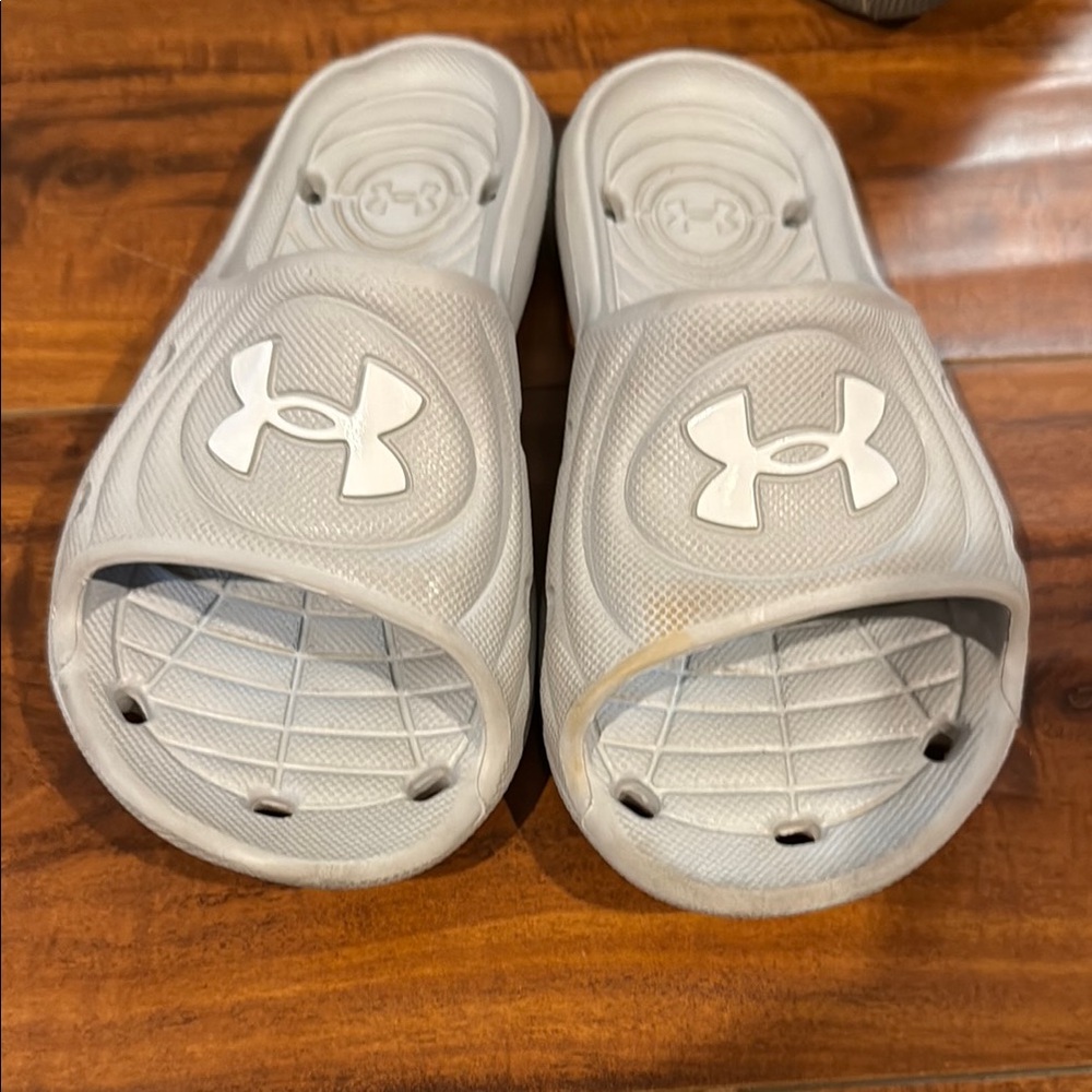 Under Armour Gray Slide Sandals Sporty Contoured Footbed